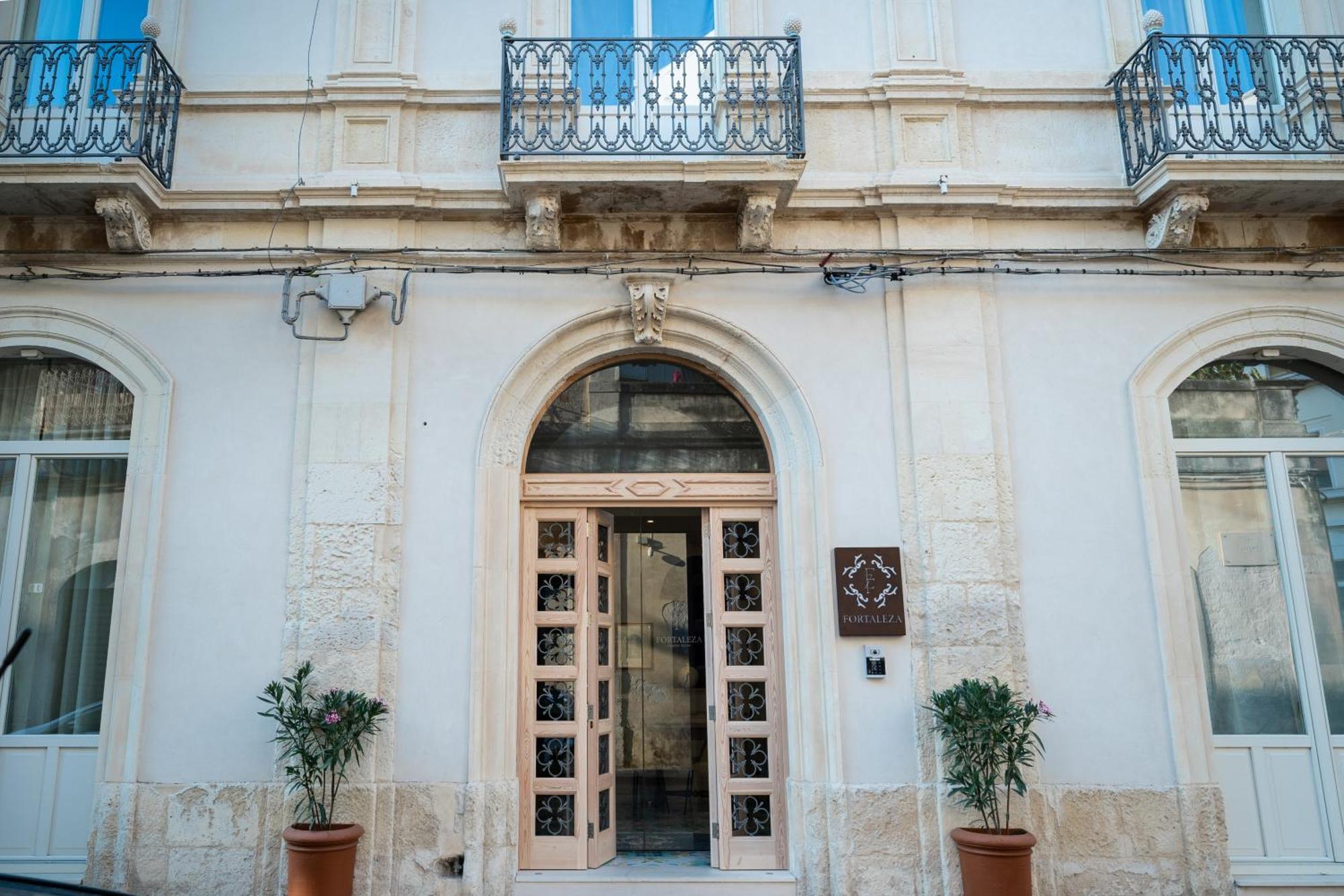 Fortaleza Charme House Aparthotel Syrakus